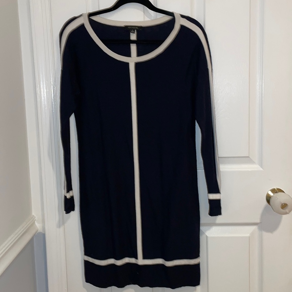 Ann Taylor Knit L/S Dress